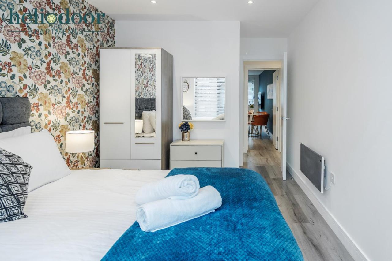 Milton Keynes Apartments, Sleeps Up To 5, Free Parking, Free Wifi & Movies, 7 Mins Drive To Milton Keynes Central Station For Direct Trains To London & The North Eksteriør billede