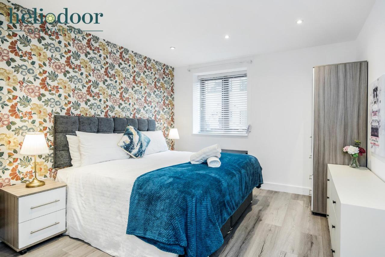 Milton Keynes Apartments, Sleeps Up To 5, Free Parking, Free Wifi & Movies, 7 Mins Drive To Milton Keynes Central Station For Direct Trains To London & The North Eksteriør billede