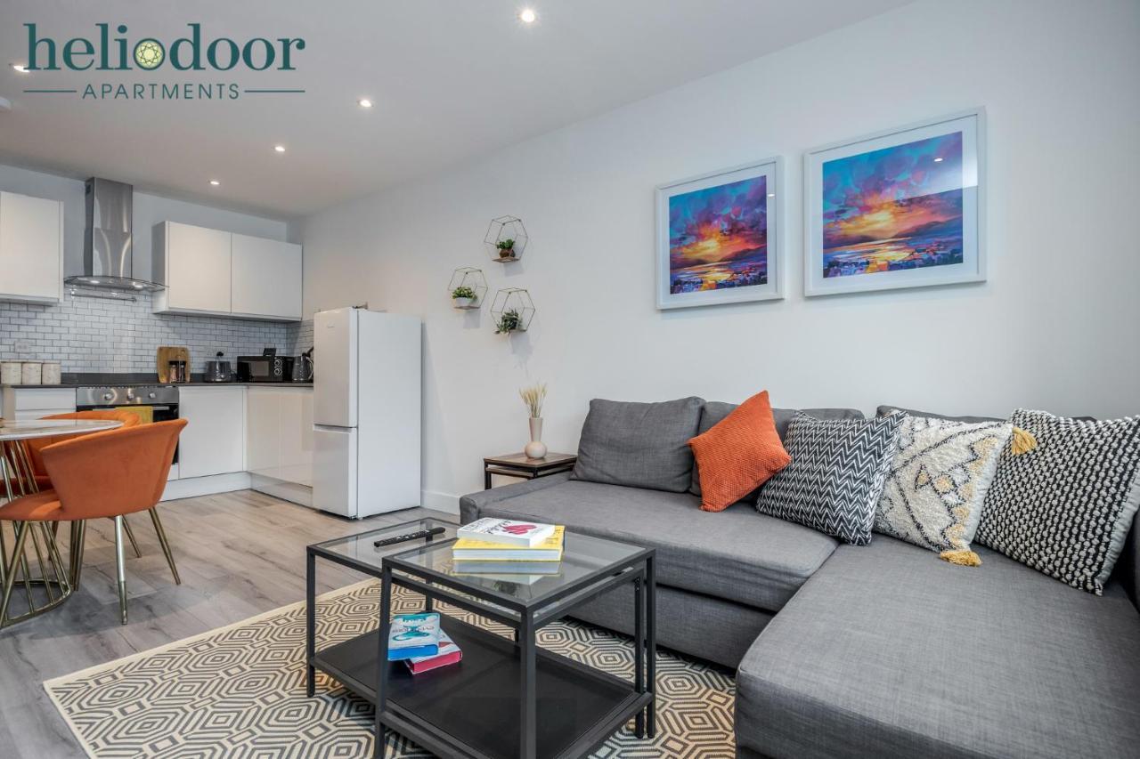 Milton Keynes Apartments, Sleeps Up To 5, Free Parking, Free Wifi & Movies, 7 Mins Drive To Milton Keynes Central Station For Direct Trains To London & The North Eksteriør billede