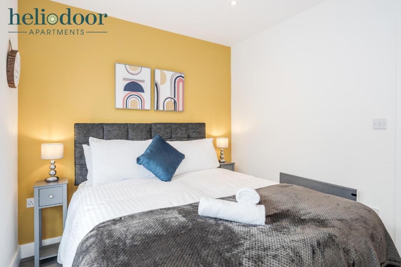 Milton Keynes Apartments, Sleeps Up To 5, Free Parking, Free Wifi & Movies, 7 Mins Drive To Milton Keynes Central Station For Direct Trains To London & The North Eksteriør billede