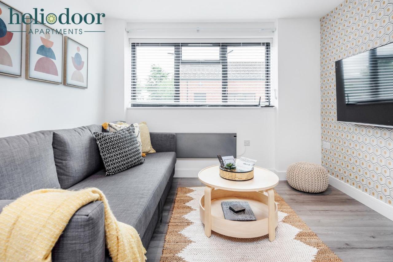 Milton Keynes Apartments, Sleeps Up To 5, Free Parking, Free Wifi & Movies, 7 Mins Drive To Milton Keynes Central Station For Direct Trains To London & The North Eksteriør billede