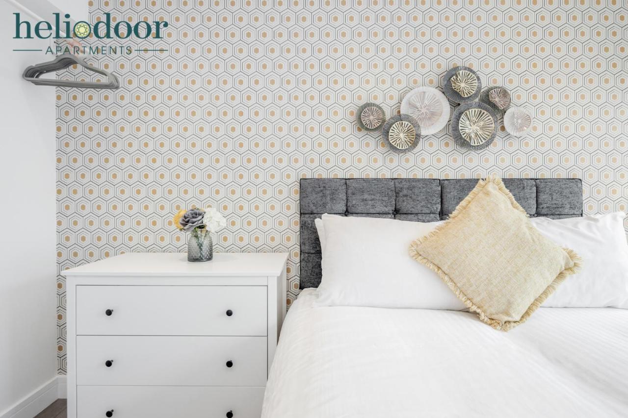 Milton Keynes Apartments, Sleeps Up To 5, Free Parking, Free Wifi & Movies, 7 Mins Drive To Milton Keynes Central Station For Direct Trains To London & The North Eksteriør billede