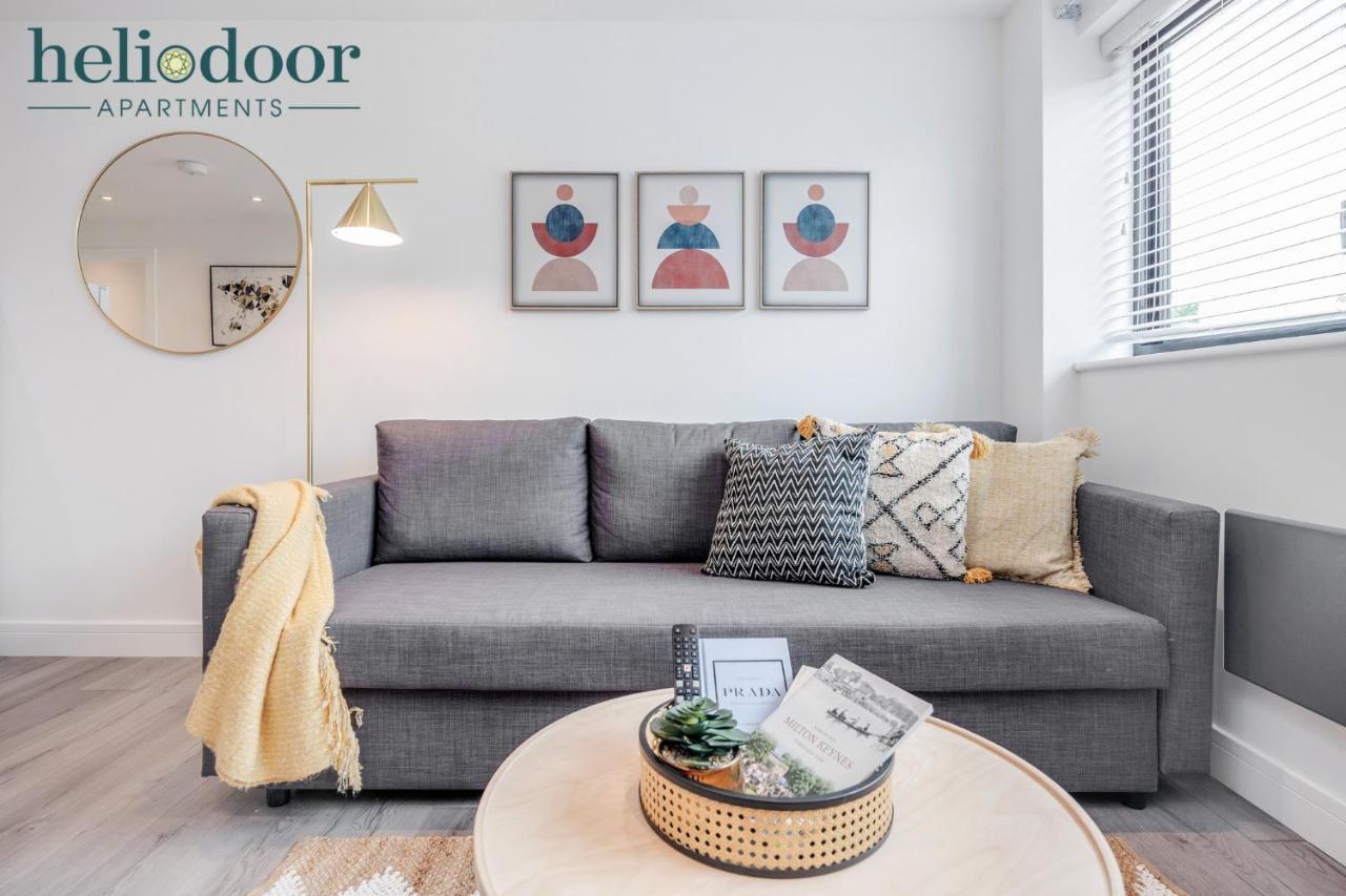 Milton Keynes Apartments, Sleeps Up To 5, Free Parking, Free Wifi & Movies, 7 Mins Drive To Milton Keynes Central Station For Direct Trains To London & The North Eksteriør billede