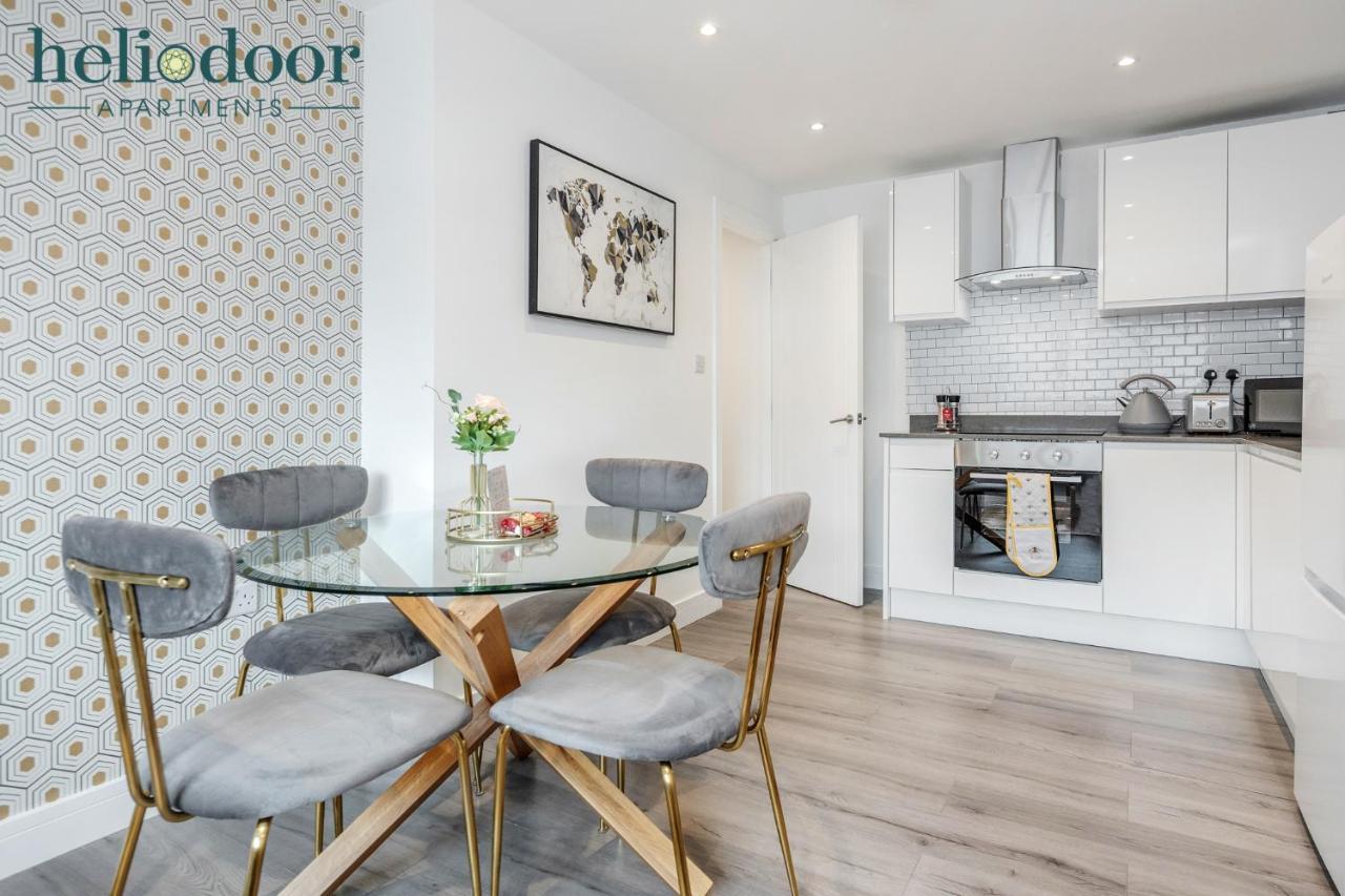 Milton Keynes Apartments, Sleeps Up To 5, Free Parking, Free Wifi & Movies, 7 Mins Drive To Milton Keynes Central Station For Direct Trains To London & The North Eksteriør billede