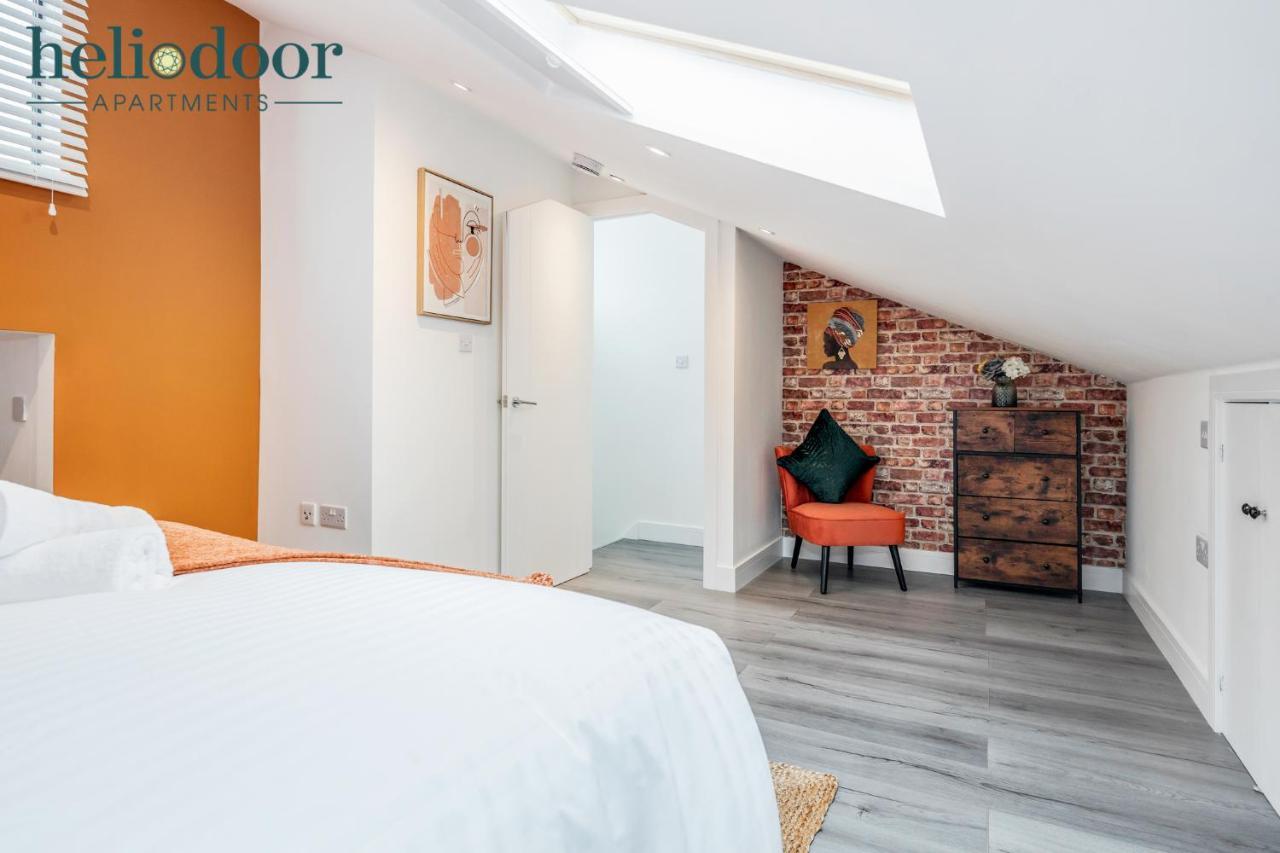 Milton Keynes Apartments, Sleeps Up To 5, Free Parking, Free Wifi & Movies, 7 Mins Drive To Milton Keynes Central Station For Direct Trains To London & The North Eksteriør billede